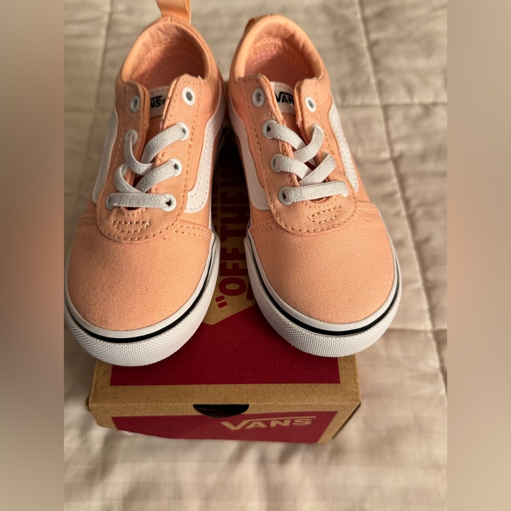 Brand New Never Worn Toddler Vans Size 8